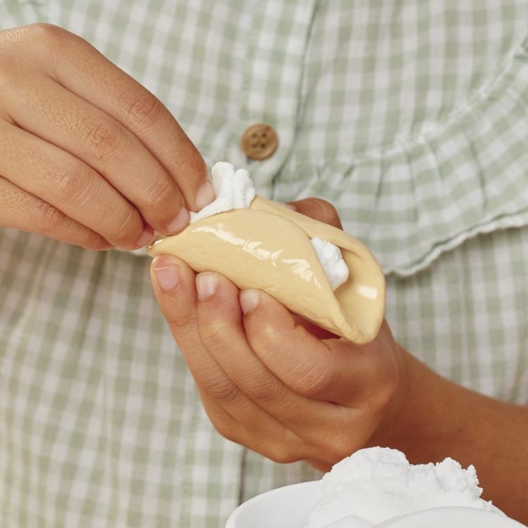 Little Tikes, Creative Chefs, Italian Dinner Kit, Włoska Kolacja, zestaw kuchenny z maszynką do makaronu