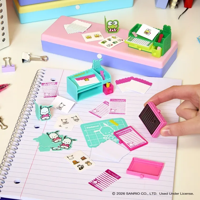 MGA's Miniverse, Make It Mini, Hello Kitty, kula niespodzianka, mini gadżety szkolne