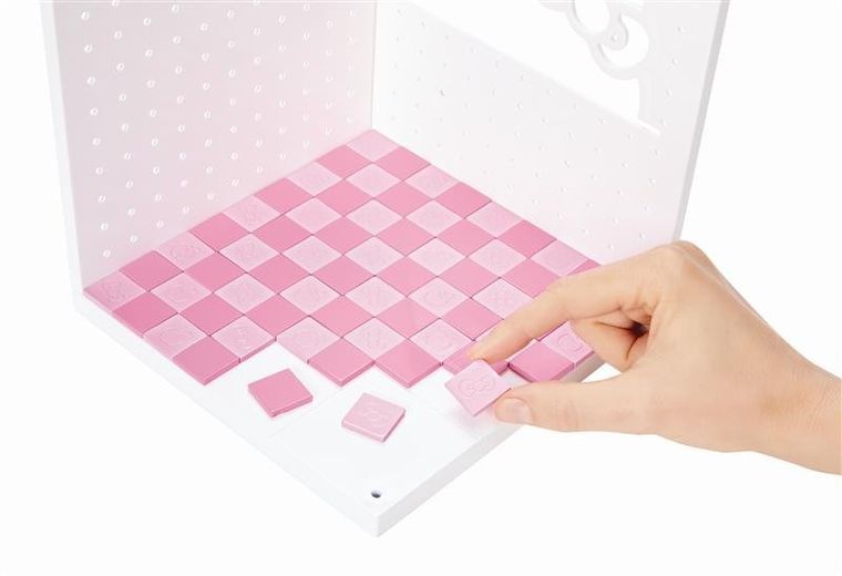 MGA's Miniverse, Make It Mini, Hello Kitty, Sanrio Playset, kawiarenka, zestaw z mini akcesoriami