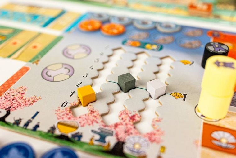 Portal Games, Biały Zamek: Duel, gra strategiczna dla 2 graczy