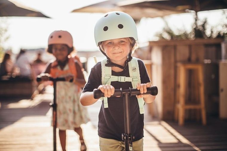 Scoot & Ride, plecak na hulajnogę, 8l, Kiwi