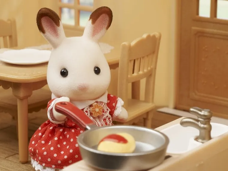 Sylvanian Families, Przytulny domek wiejski, zestaw startowy z figurką, 5242/5303