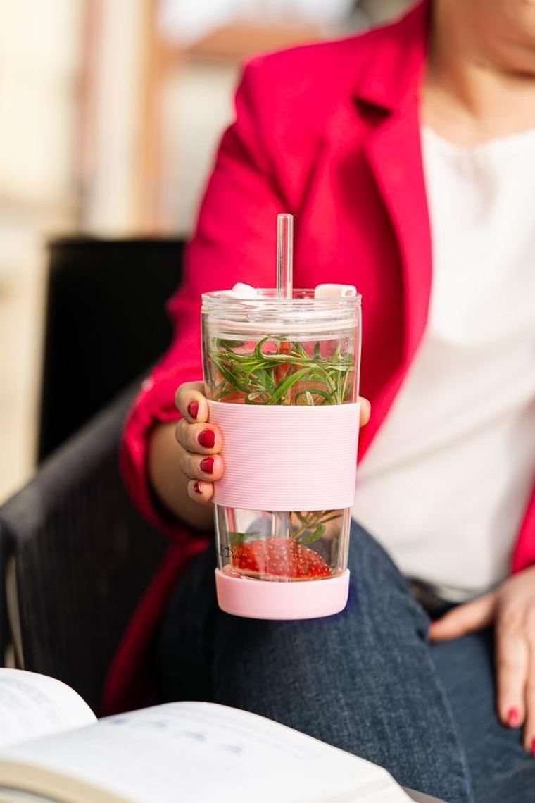 Vialli Design, kubek termiczny szklany ze słomką, 600 ml, różowy Fuori