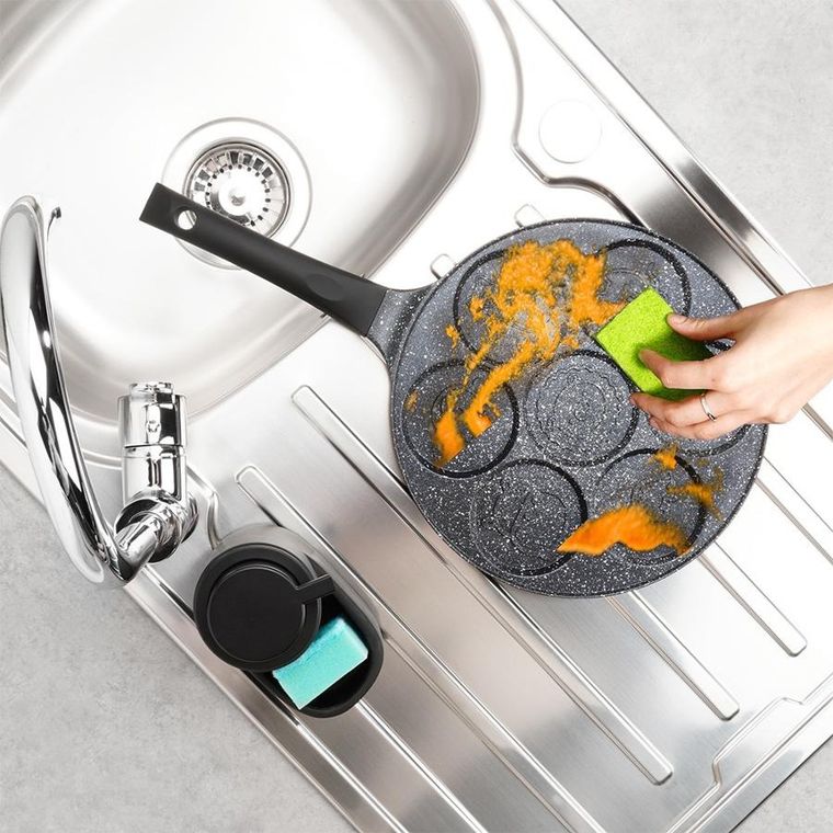 Vilde, Black Line, patelnia do jajek granitowa, 7 otworów, 26 cm