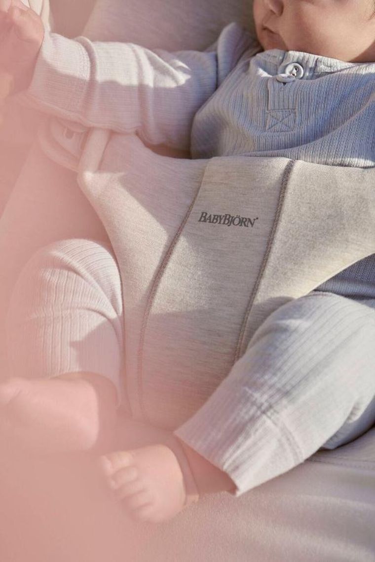 BabyBjörn, Bliss 3D Jersey, leżaczek, jasnobeżowy + Googly Eyes Pastels, zabawka niemowlęca