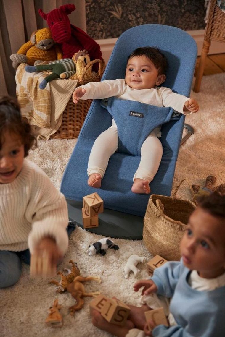 BabyBjörn, Bliss Woven, leżaczek bujaczek, melanżowy niebieski