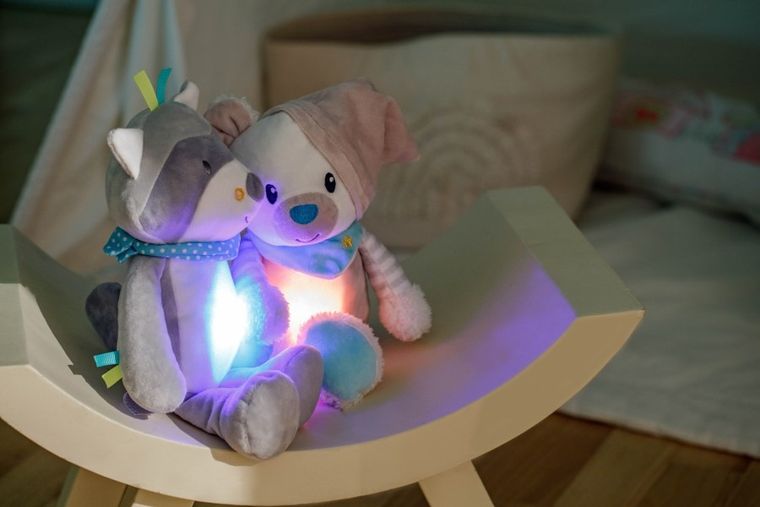 InnoGIO, GIOfriends, Oscar, szumiąca przytulanka z pozytywką i lampką nocną