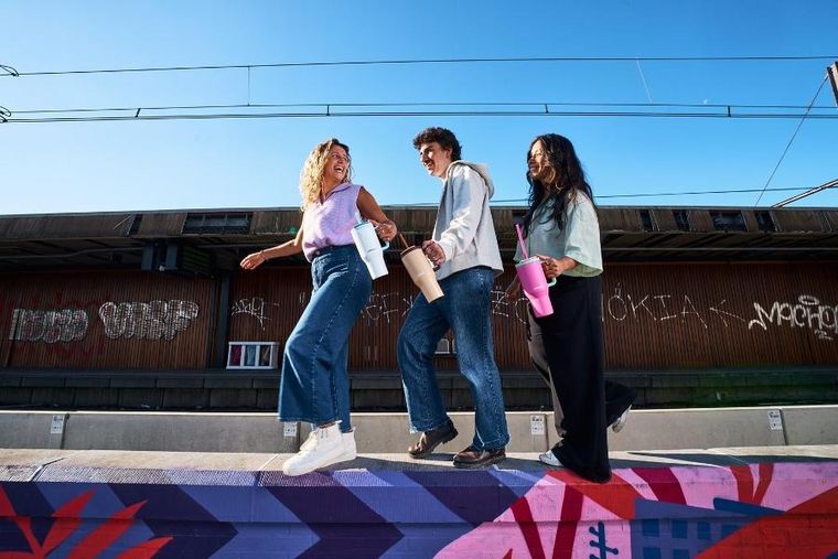 Kambukka, Rio Tumbler, kubek termiczny, teleskopowa słomka, Frosty Coconut, 950 ml