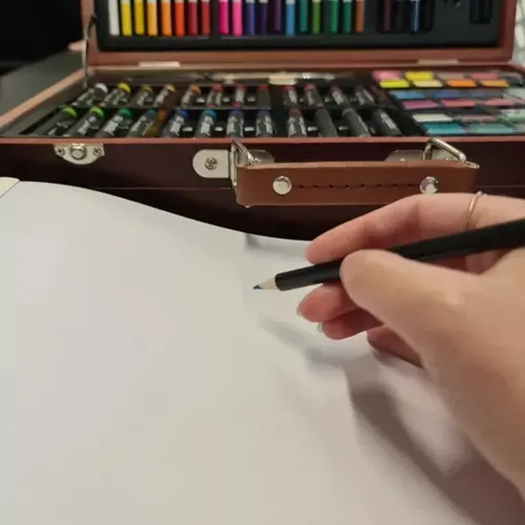 Maaleo, zestaw do malowania w walizce, 129 szt.