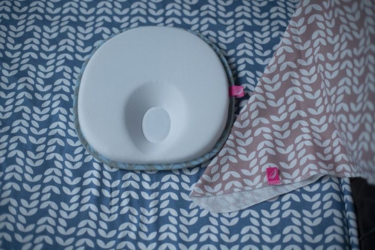 Motherhood, Statki Niebieskie, ergonomiczna poduszka stabilizująca dla niemowląt