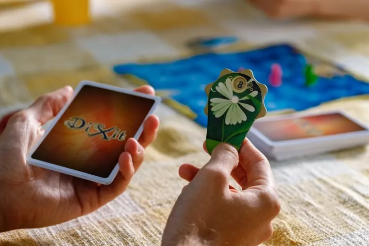 Rebel, Dixit, gra towarzyska