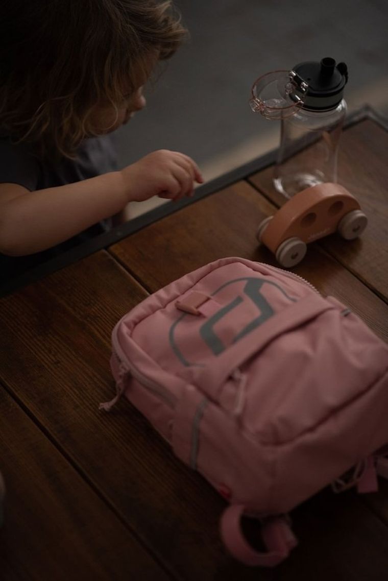 Scoot & Ride, plecak na hulajnogę, 8l, Rose