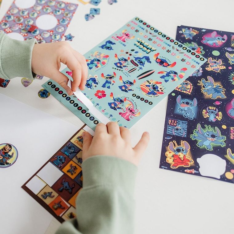 Totum, Lilo i Stitch, duży zestaw naklejek, 300 elementów