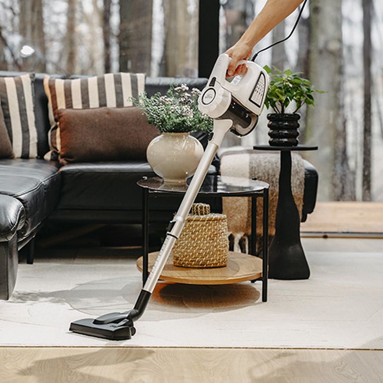 Adler, odkurzacz ręczny, biały, AD 7036W