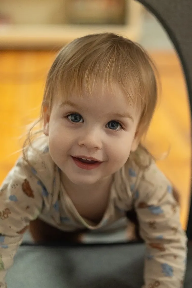 Caretero, Esti, łóżeczko turystyczne z funkcją dostawki, graphite