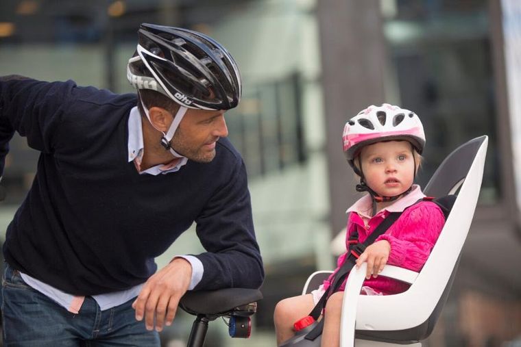 Hamax, Caress, fotelik rowerowy montowany na bagażniku, white/mint