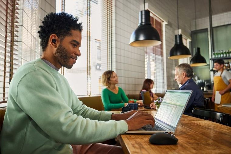 HP, mysz bezprzewodowa z akumulatorem, 700, czarna, AZ7B0AA