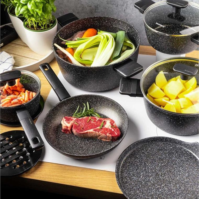 Klausberg, zestaw garnków marmurkowych, 12 elementów