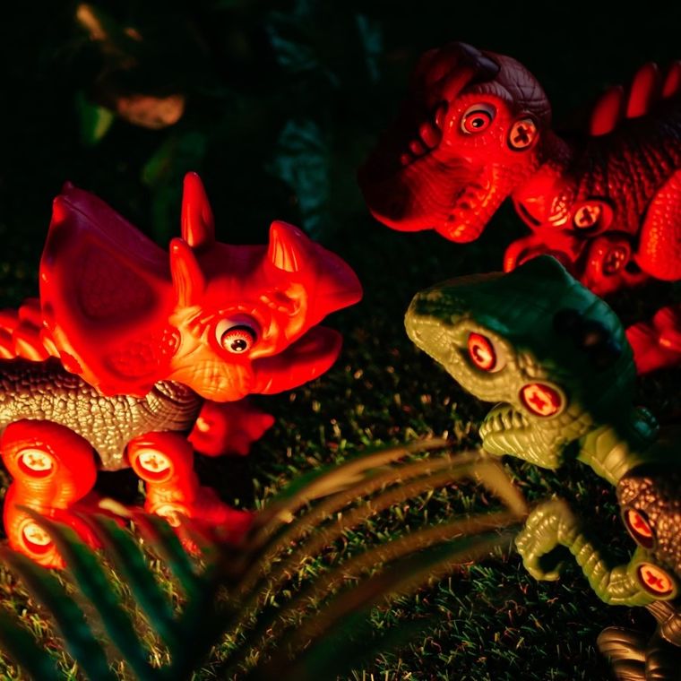 Lisciani, I'm a Genius, Dino Stem, Triceratops, zestaw edukacyjny