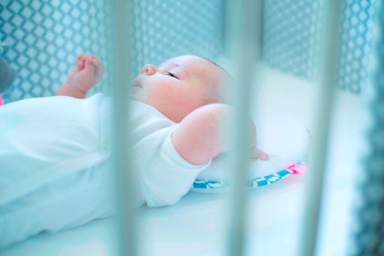 Motherhood, Classics Różowy, ergonomiczna poduszka stabilizująca dla niemowląt