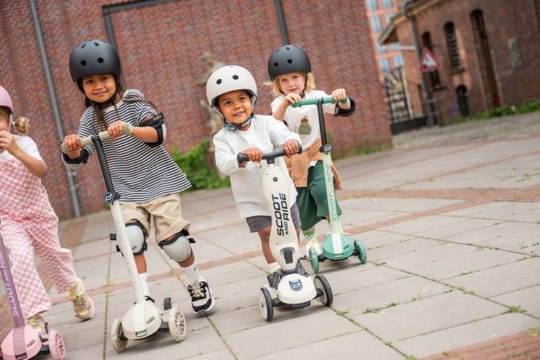 Scoot & Ride, Highwaykick 3S, hulajnoga z systemem sterowania 2w1, Forest