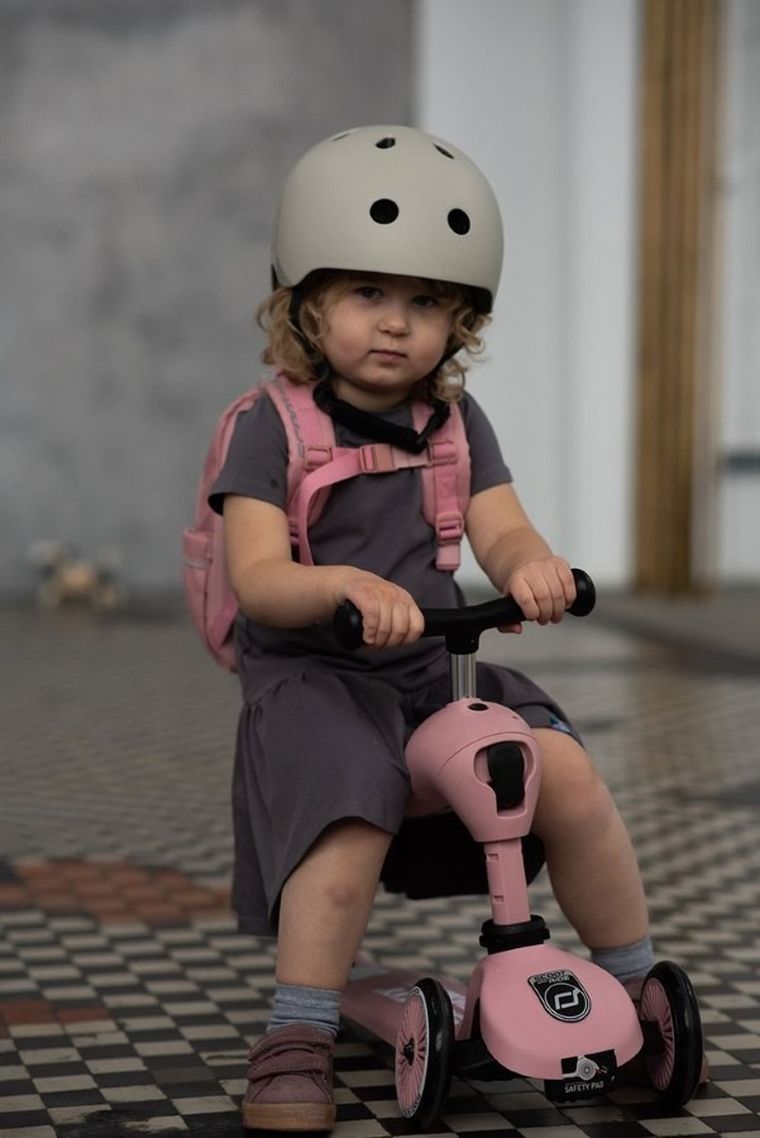 Scoot & Ride, plecak na hulajnogę, 8l, Rose