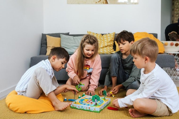 Trefl, Rodzina Treflików, Skoczki, gra rodzinna