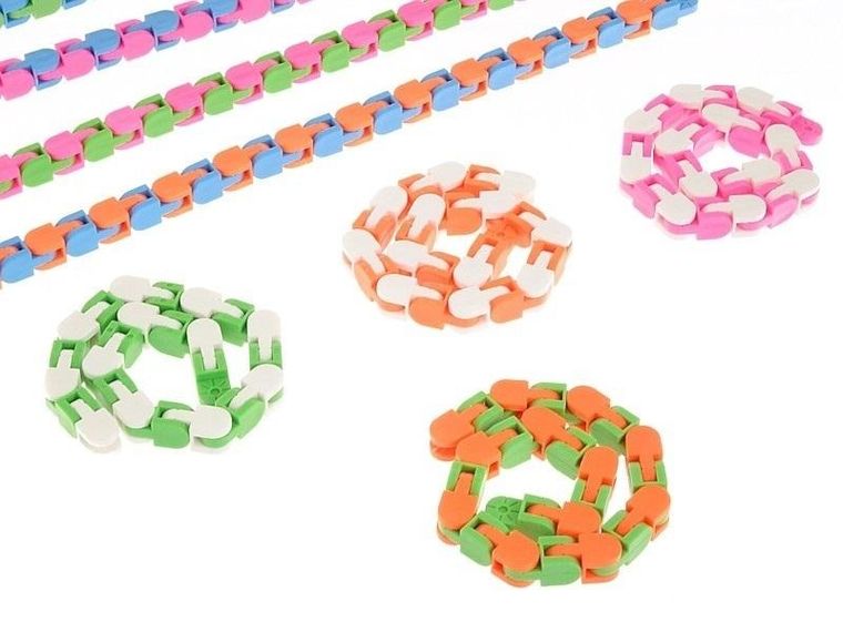 Adar, magiczny wąż, układanka