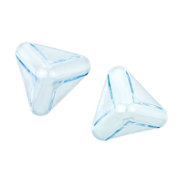 Akuku, zabezpieczenia narożników stołu, trójkątne