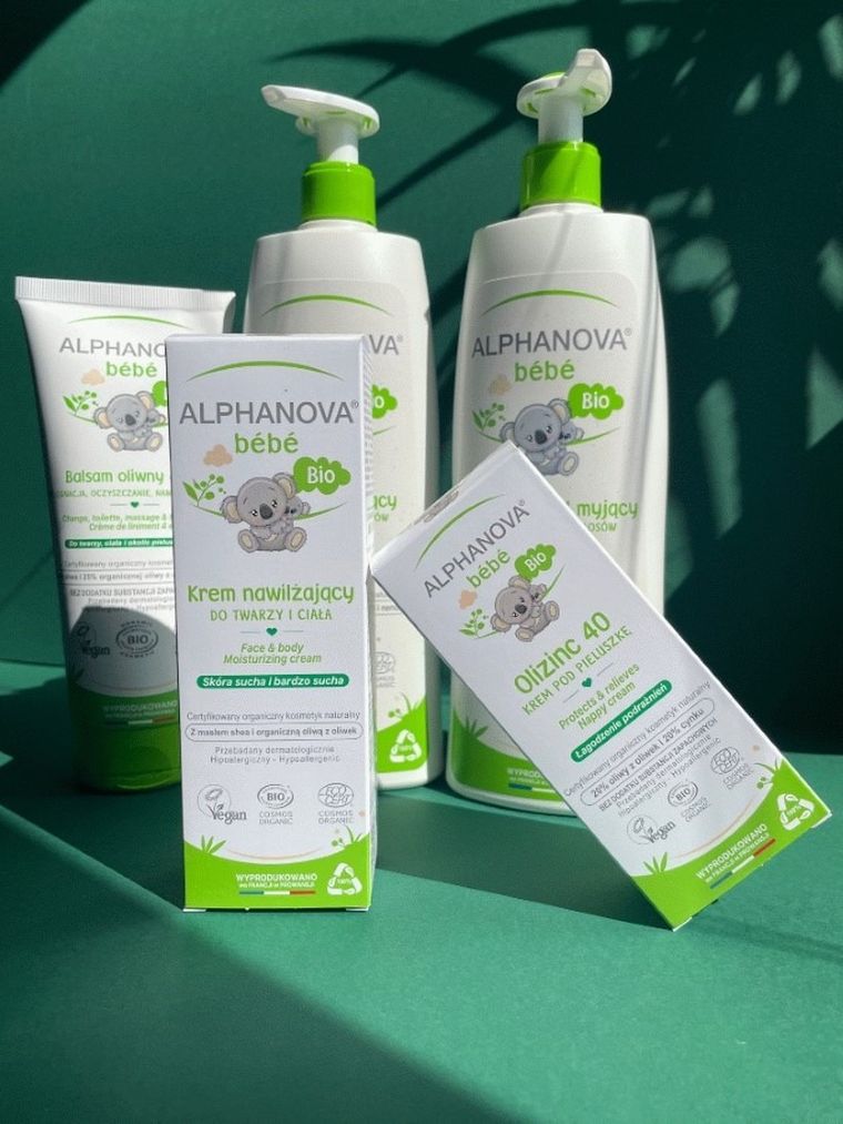 Alphanova Bebe, BIO Liniment, krem nawilżająco-oczyszczający 4w1, 200 ml