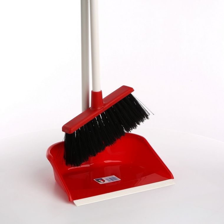 Altom Design, leniuch Airport