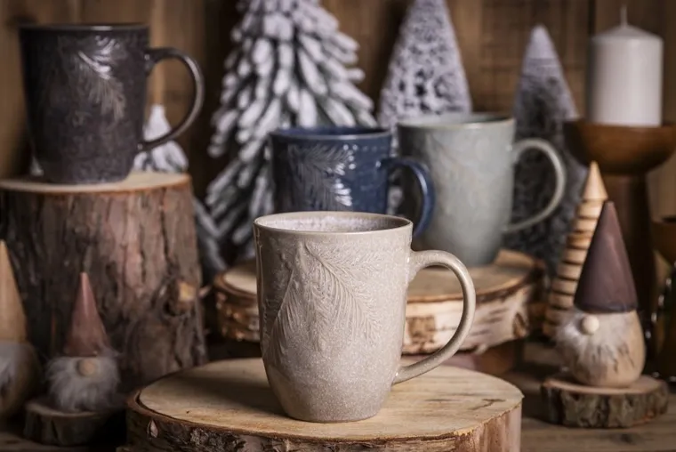 Altom Design, Sosnowy las, kubek ceramiczny baryłka, piaskowy, 420 ml