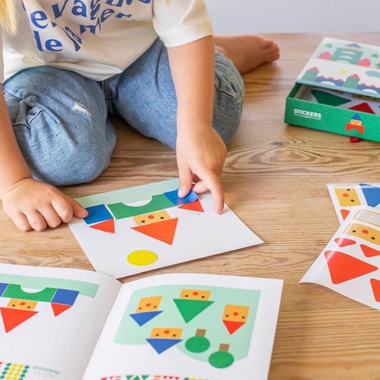 Apli Kids, Wieś, zestaw z naklejkami geometrycznymi
