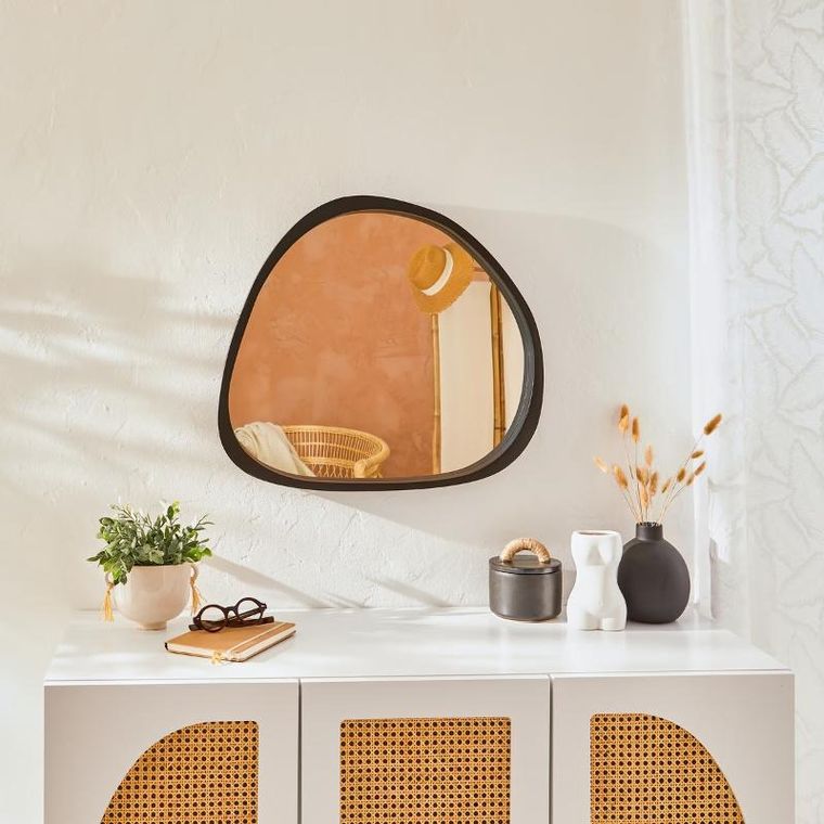 Atmosphera, Wayne, lustro ścienne organiczne w czarnej ramie, 56,5-63 cm