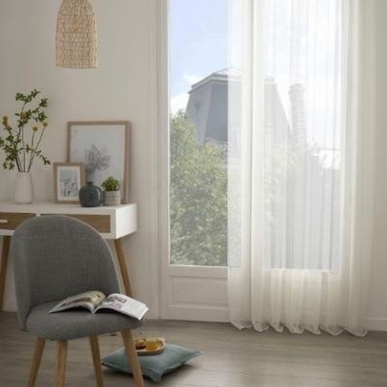 Atmosphera, zasłona na okno z metalowymi pierścieniami