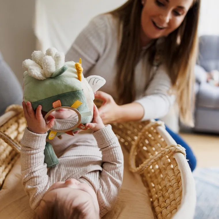 BabyOno, Cow Bingo, kostka sensoryczna, miękka zawieszka