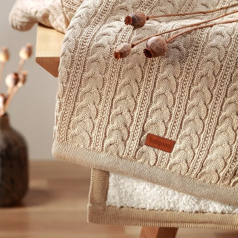 BabyOno, kocyk bawełniany z ociepleniem, beżowy, 75-100 cm