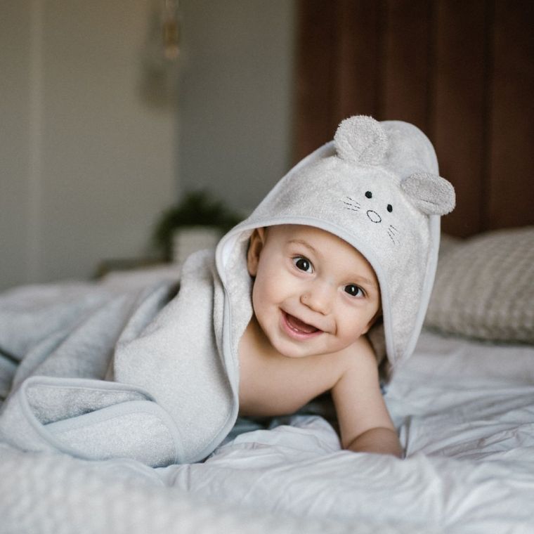 BabyOno, okrycie kąpielowe, bambusowe z kapturkiem, szare, 100-100 cm