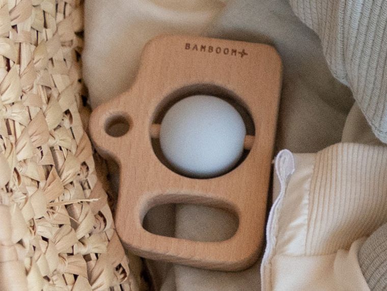 Bamboom, aparat, zabawka drewniana, silikon niebieski