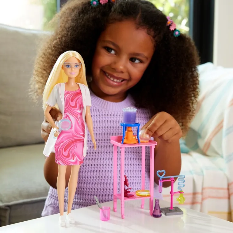 Barbie, lalka Naukowczyni z akcesoriami