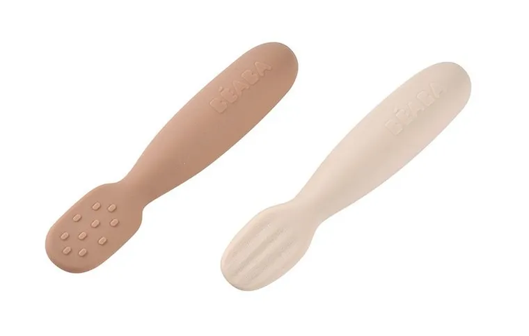Beaba, zestaw silikonowych pierwszych łyżeczek-gryzaków, praline/clay, 2 szt.