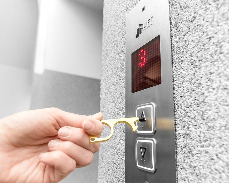 Bezdotykowy dotykacz, złoty