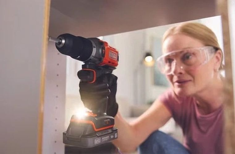 Black&Decker, wiertarko-wkrętarka, 18V, BCD383D2TA