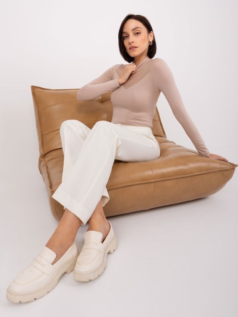 Bluzka damska z długim rękawem, beżowa, Basic Feel Good