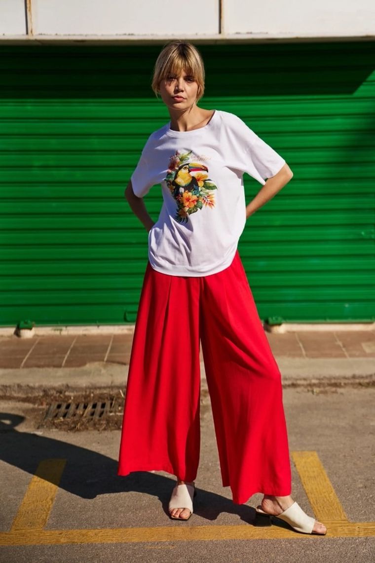 Bluzka damska z krótkim rękawem, biała, Moodo