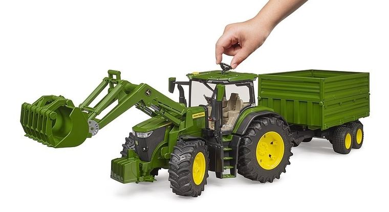 Bruder, Traktor John Deere 7R 350 z ładowaczem i przyczepą, 1:16