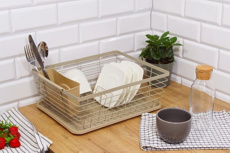 Brunbeste, suszarka do naczyń z ociekaczem i tacą, 4028