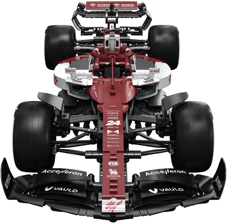 Cada, Alfa Romeo, Formuła 1 Team Orlen, samochód wyścigowy, czerwony, 1:8, 1868 elementów
