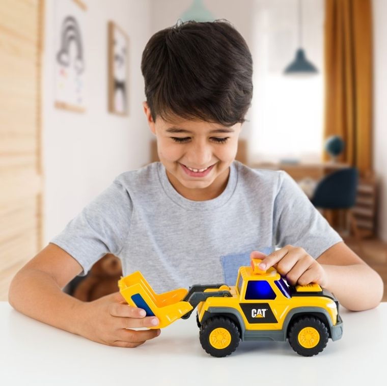 CAT, interaktywny pojazd budowlany 2w1