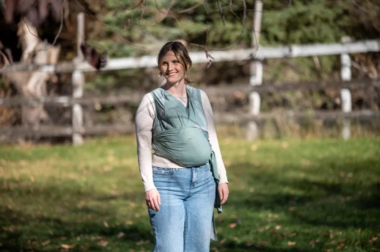 Chicco, Boppy Comfyhug, nosidło, Silver Green